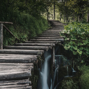 Plitvice-lakes-path