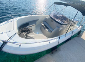 Rent only with a skipper Atlantic Marine 670, for spending pleasant time carrying up to 8 passengers